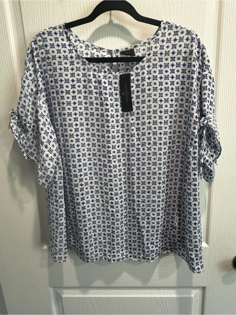 NWT Worthington Blue & White Print Tie Sleeve Blouse 0X Plus Size